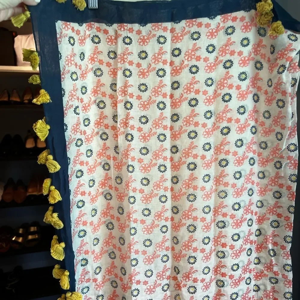 Anthropologie Style Tassel Scarf - Picture 4 of 7